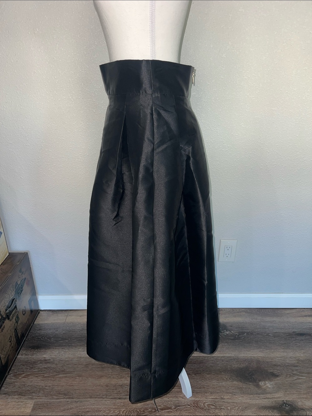 NWT Karen Millen Forever Twill Woven Prom Maxi Skirt In Black 🖤 - Picture 7 of 10
